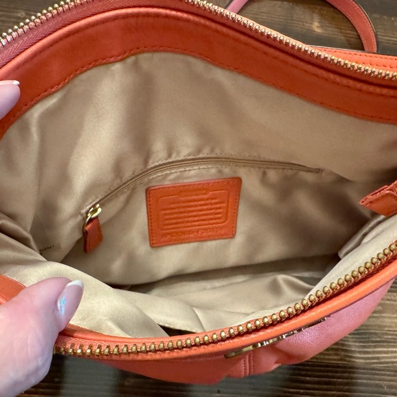 Coach‎ Coral Leather Shoulder Bag - Picture 6 of 6